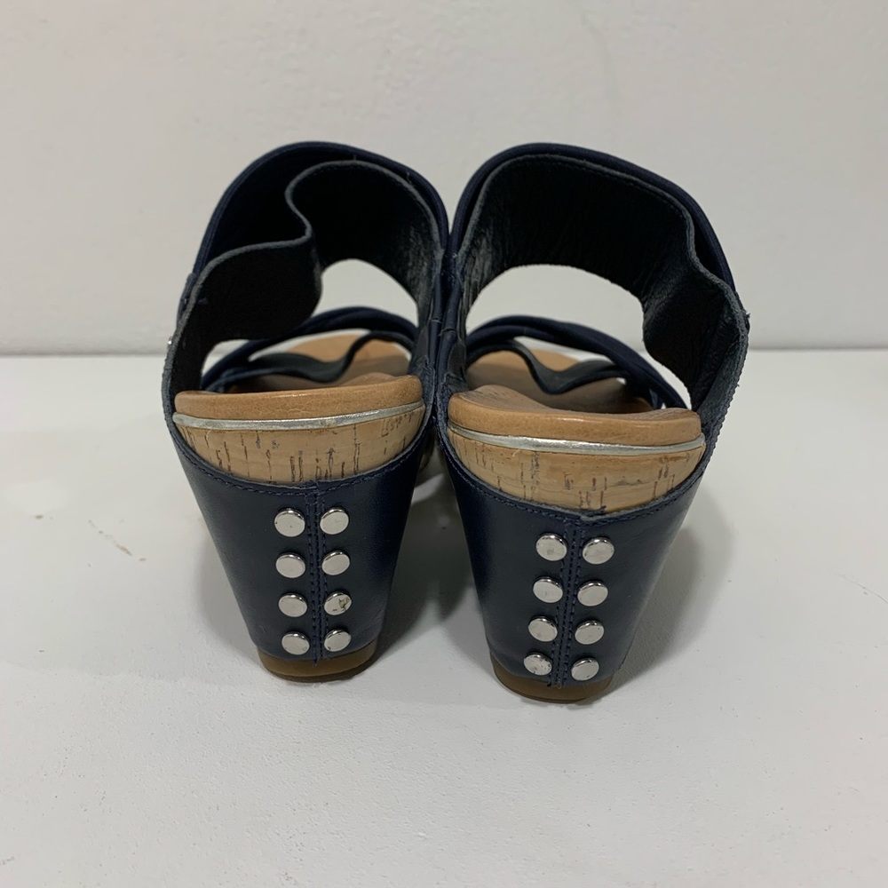 UGG Wedge Sandals Australian Hilarie Navy Blue Leather and elastic straps - 8.5 - Picture 4 of 16